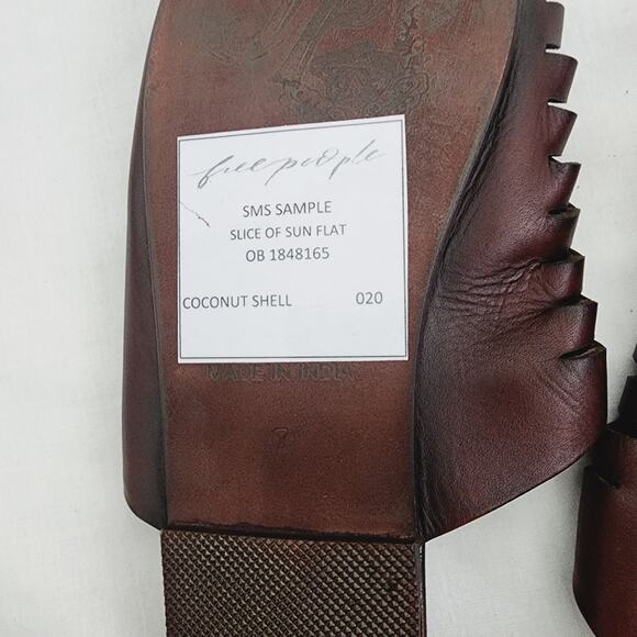Free People Slice of Sun Brown Leather Mule Flat Sandals Coconut Size 37 US 6.5 - Picture 6 of 11